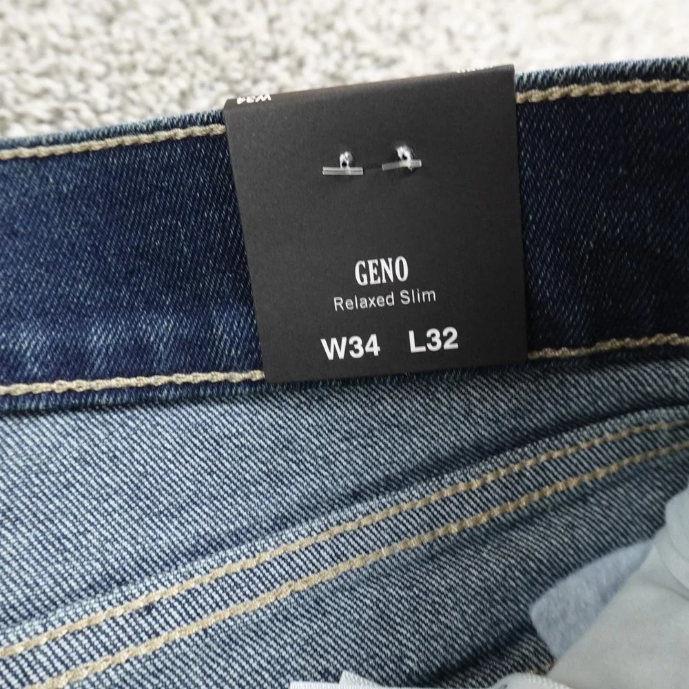 NEW True Religion Jeans Mens 34X32 Blue Denim Pants Geno Relaxed Slim‎ Straight